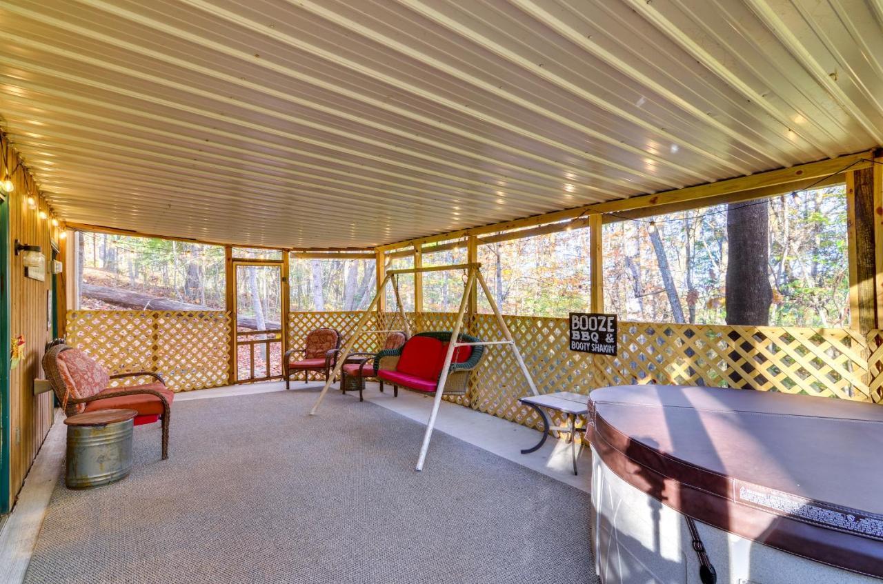 Burnside Resort Cabin With Hot Tub And Outdoor Spots! 外观 照片